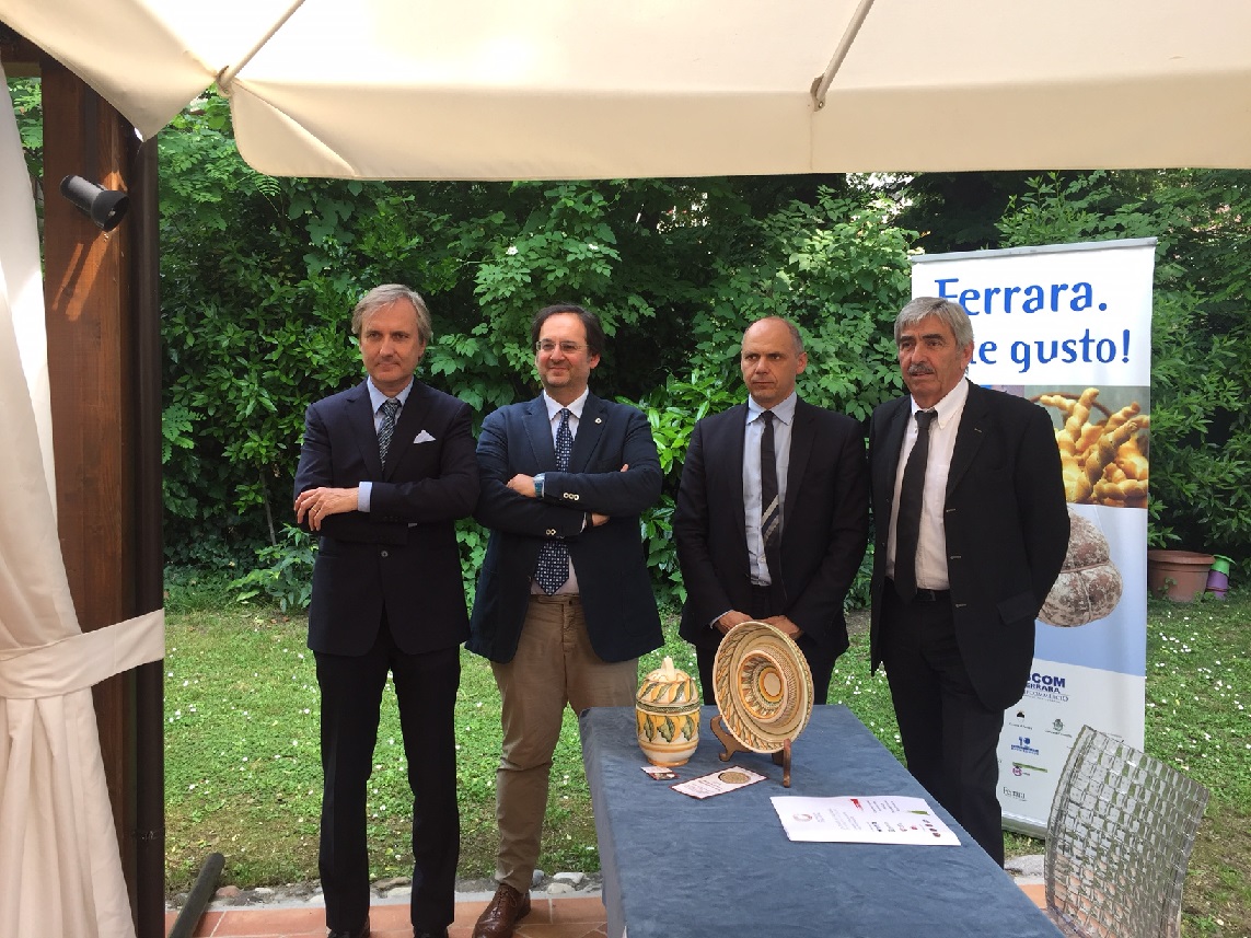 conferenzastampa10maggio tavola Italiana